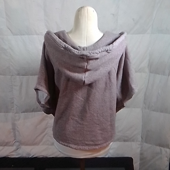 Kirra sweater cape - Picture 4 of 5